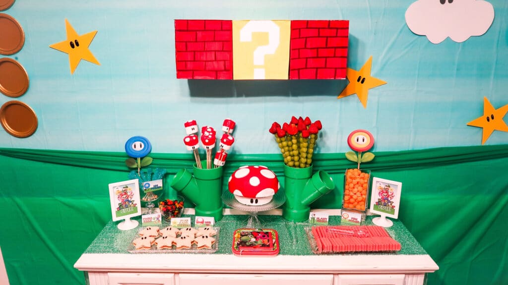 Super Mario Green Plastic Pipes Centerpiece